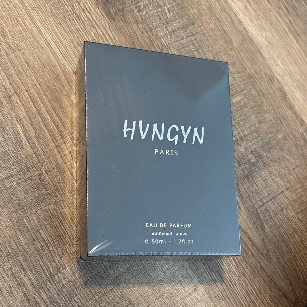 HVNGYN Paris Cologne